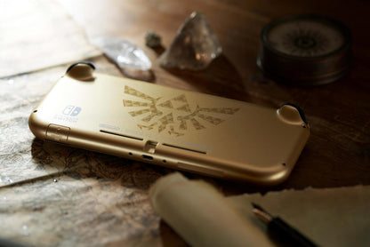 Nintendo Switch Lite console portatile Hyrule Edition oro + 12 mesi Nintendo Switch Online + Pacchetto aggiuntivo — vista 4
