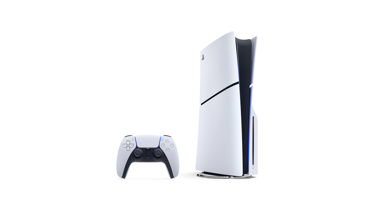 Sony PS5 Slim CFI-2100 con lettore e DualSense, altra angolazione; supporto verticale non incluso